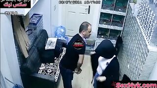 سكس مصري - موظفة محجبة في المكتب بإطلالة جريئة ومشاهد ساخنة وحصرية - xnxll - nxlxx