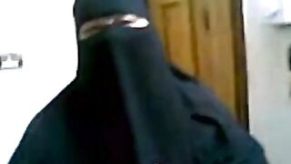 سكس عربي المنقبة تصرخ من الشهوة - xnxll